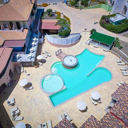 באדזי Mimose Beach Village מראה חיצוני תמונה