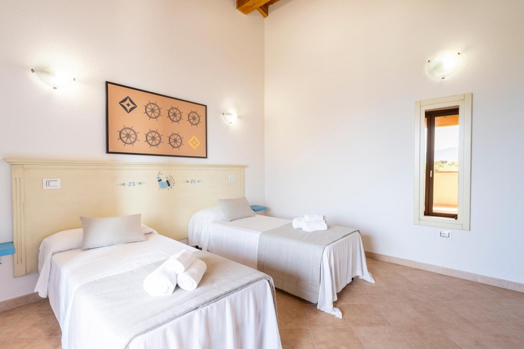 באדזי Mimose Beach Village מראה חיצוני תמונה