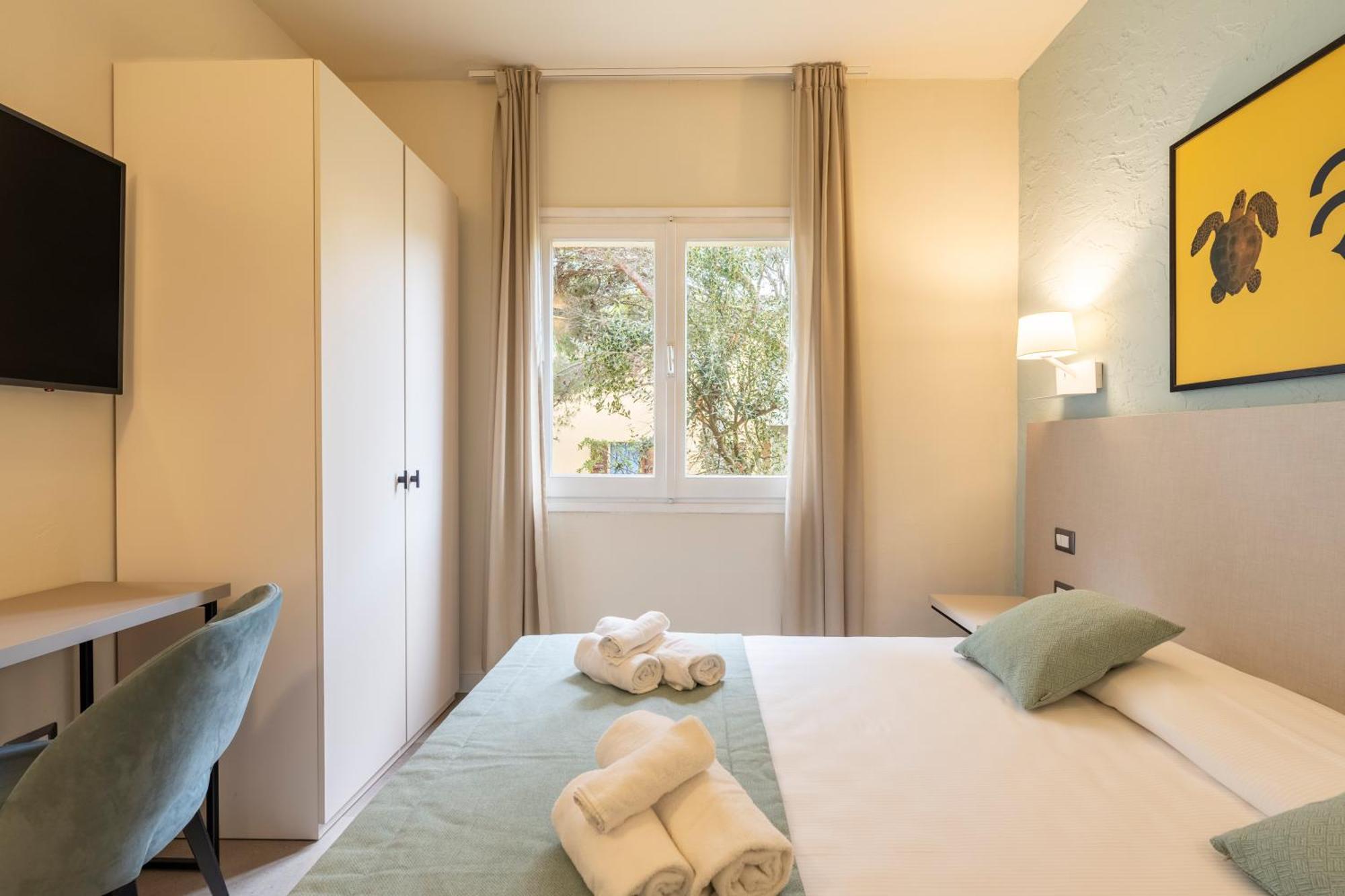 באדזי Mimose Beach Village מראה חיצוני תמונה